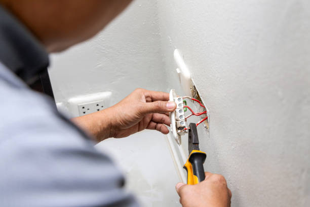 Best Emergency Electrical Repair  in , RI